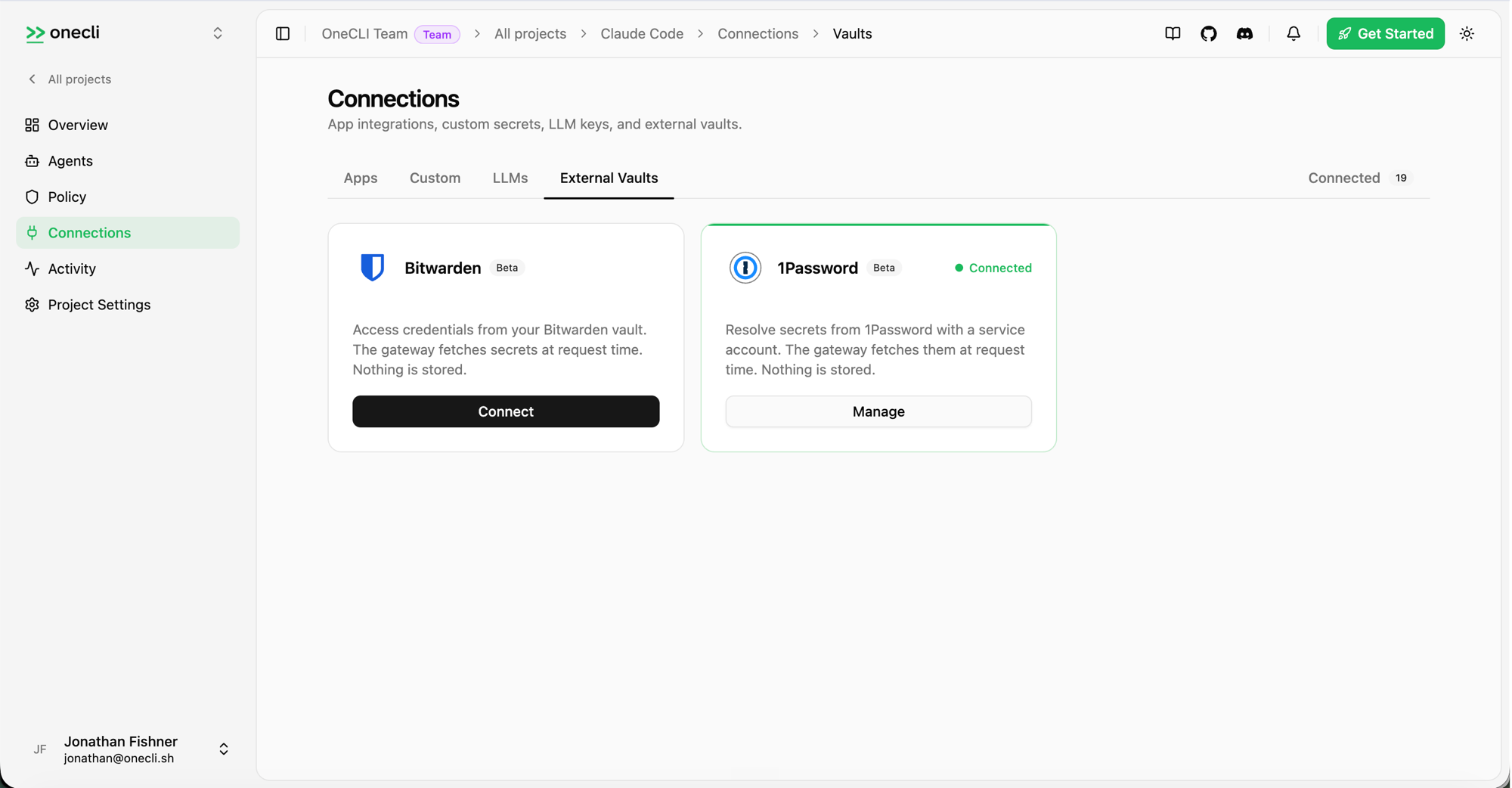 OneCLI dashboard with 1Password connected under External Vaults